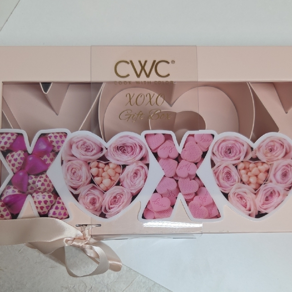 CWC Pink XO Decorative Box - Picture 2 of 3